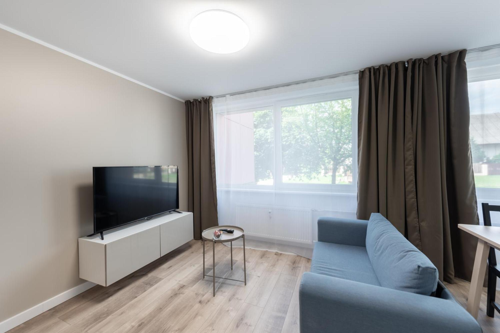 Stiklo Apartamentai Radviliskis Экстерьер фото